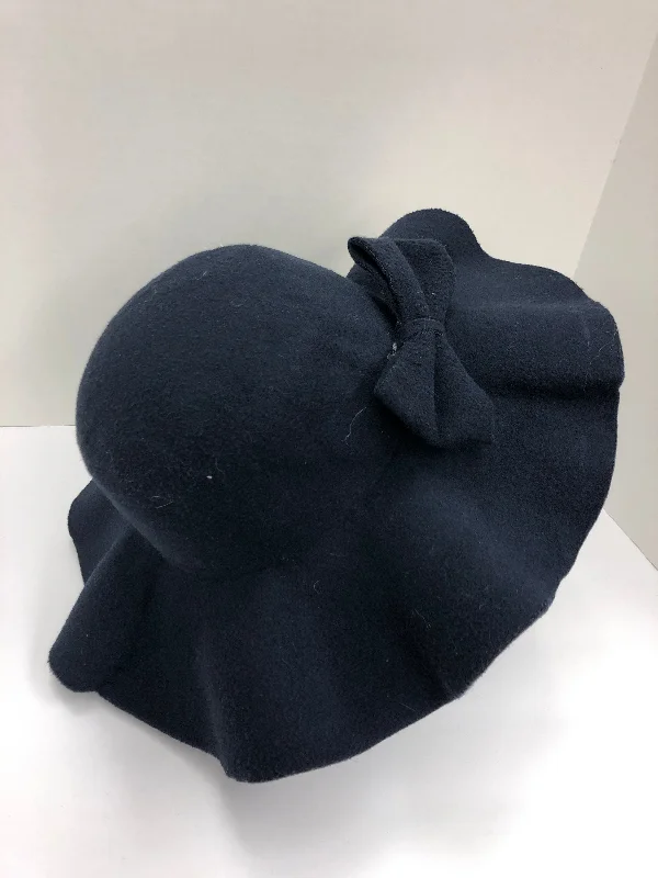 Hat By Clothes Mentor