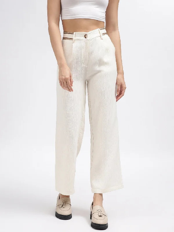 Iconic Women Off White Solid Regular Fit Trouser