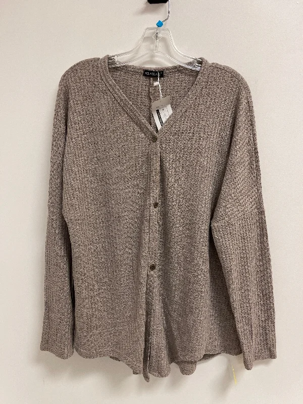 Top Long Sleeve By Clothes Mentor In Brown, Size: Xl